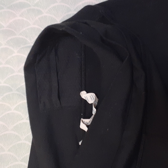 Lululemon Yoga Pants Size 6 - Picture 5 of 9